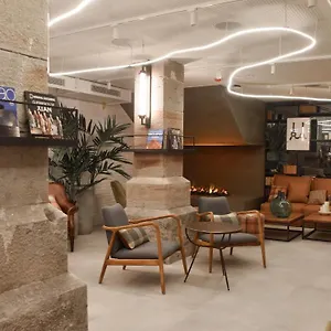 Latroupe La Granja Hostel Μπιλμπάο