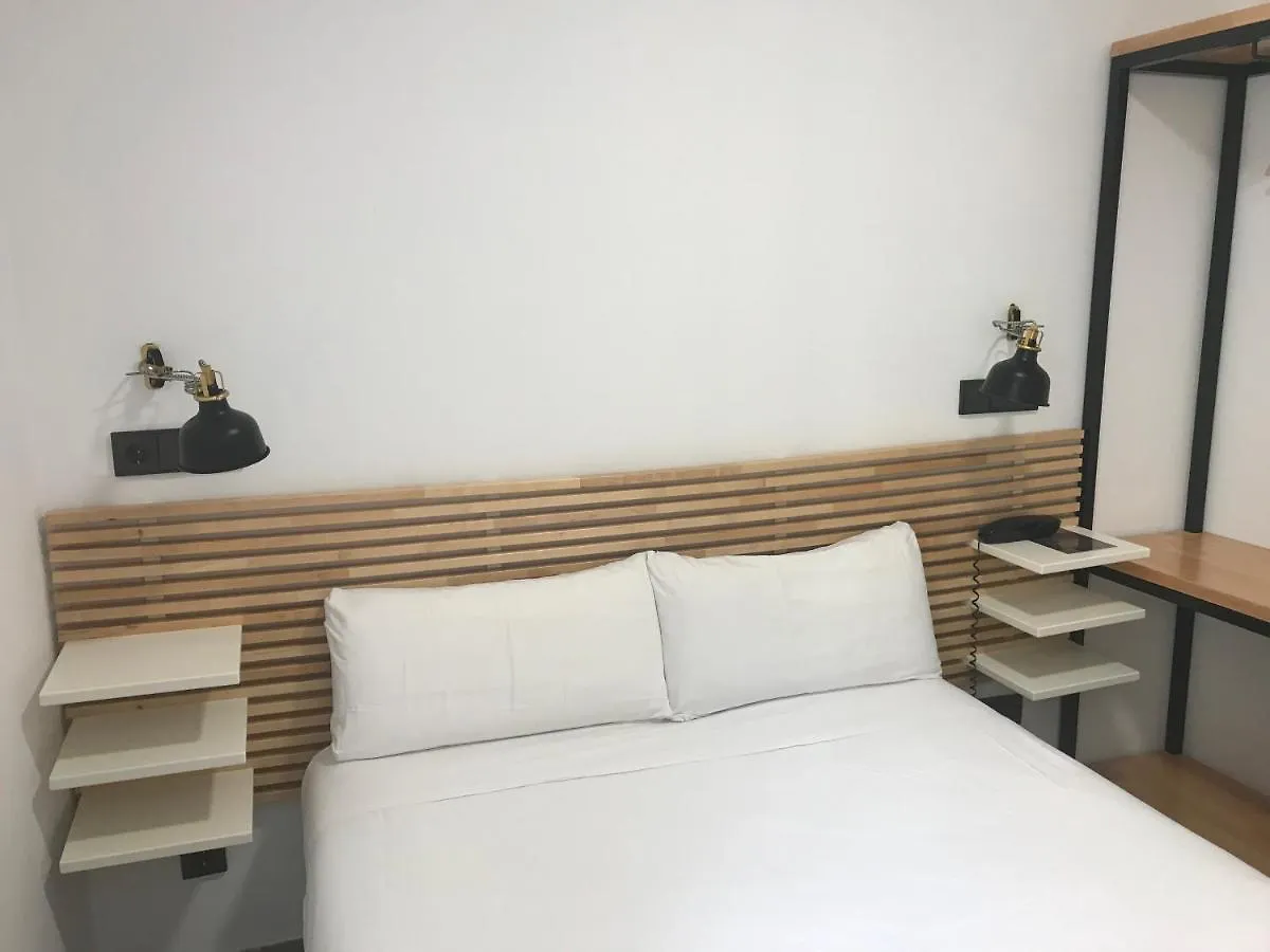 Πανσιόν Hostal La Terrassa Βαρκελώνη
