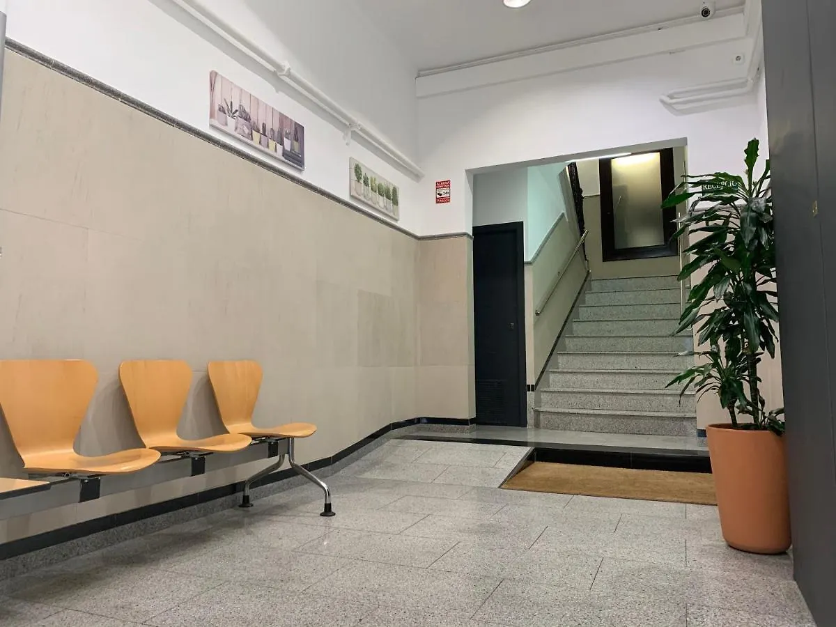 Hostal La Terrassa Barselona 0*,