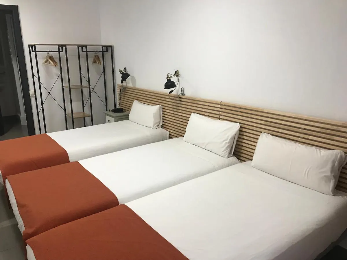 Hostal La Terrassa Barcelona 0*,