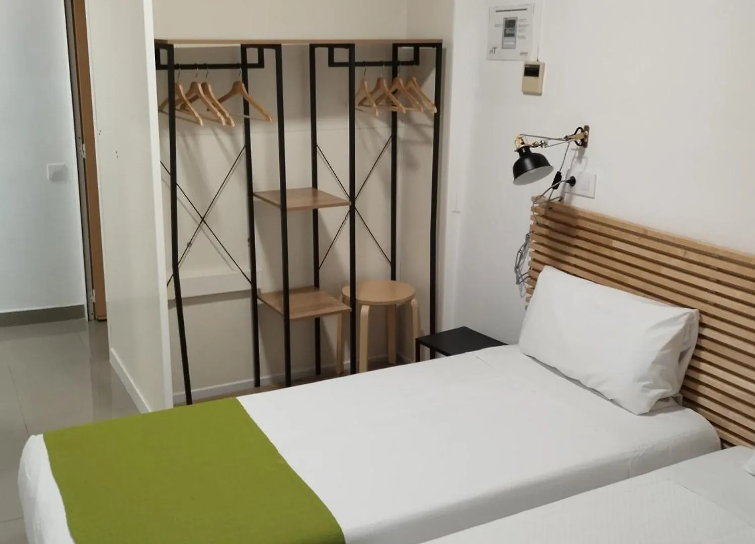 Hostal La Terrassa Barcelona 0*,  Spanien