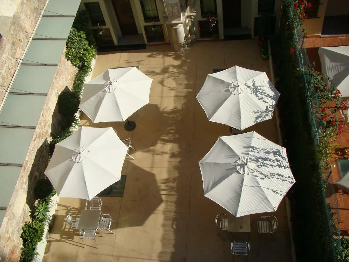 Hostal La Terrassa Barcelona